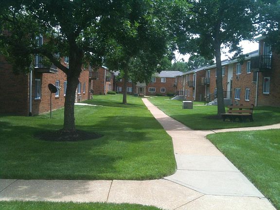 5th image of 10500 Hackberry Dr