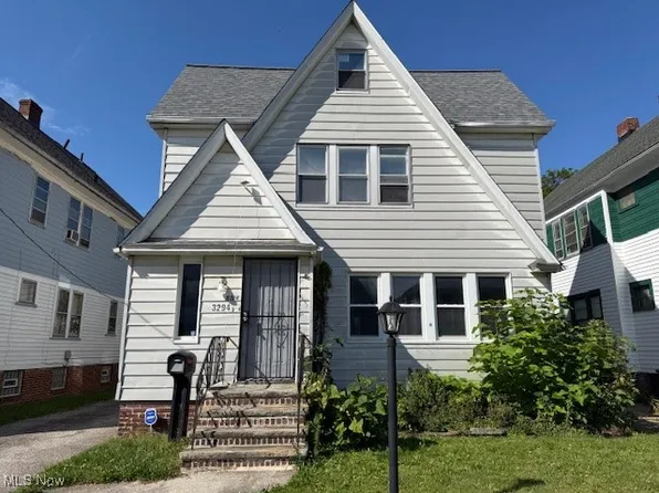 3294 E 146th St, Cleveland, OH 44120