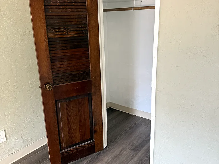 299 E Main St — Photo 13