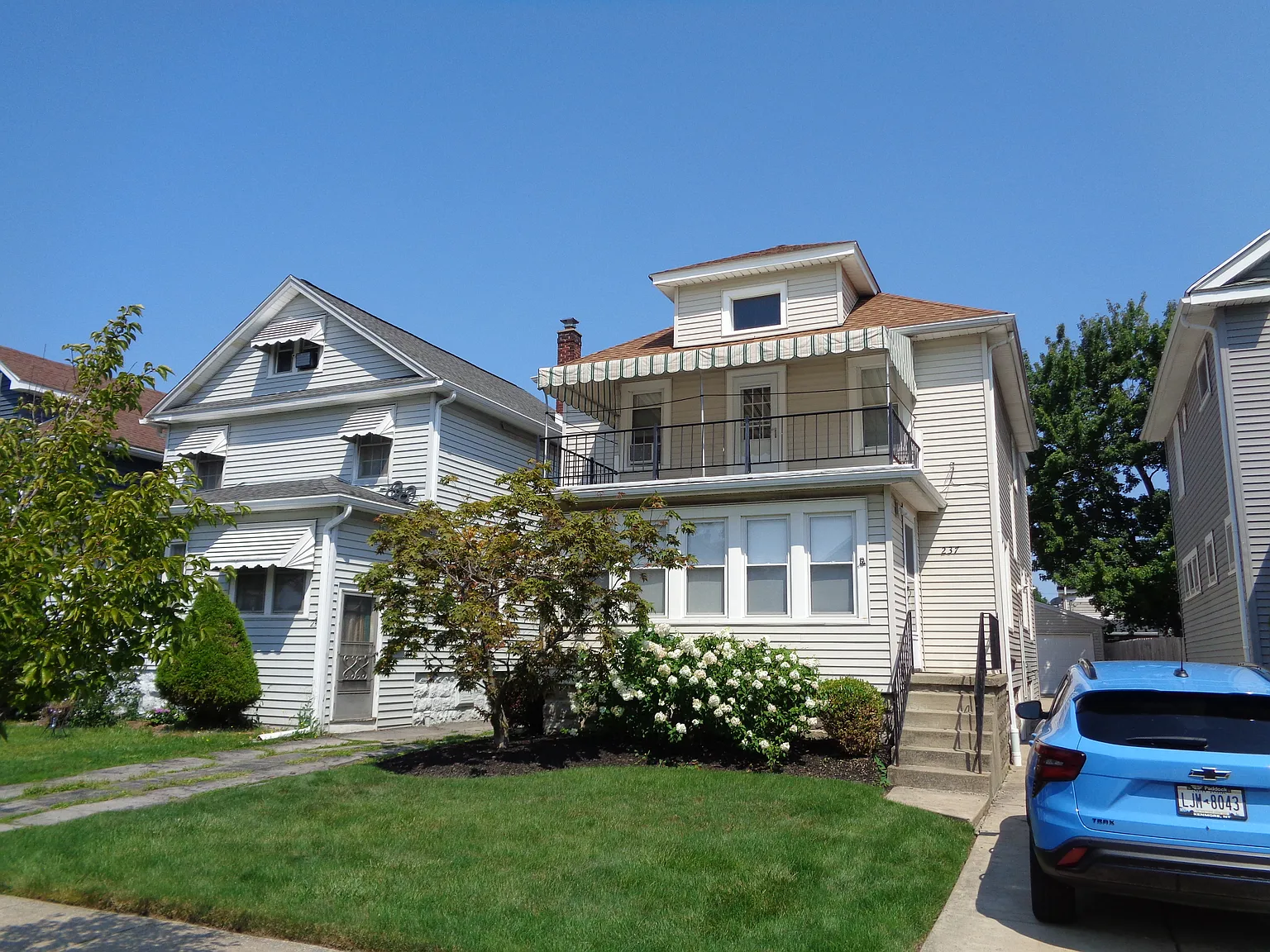 1 bed, 900 sqft, $1,100 — Photo 1