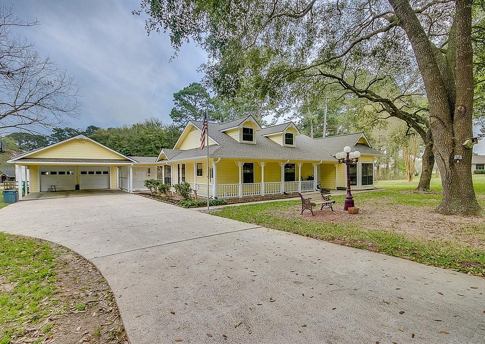 1st image of 22606 Bobolink Cir