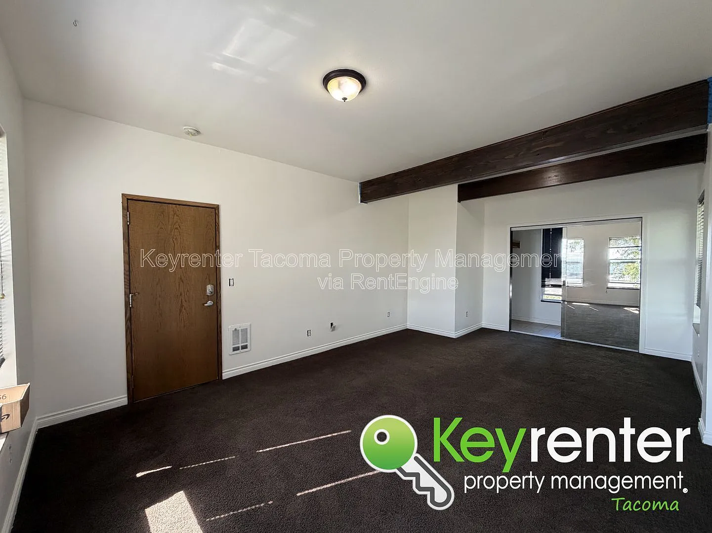 1 bed, 1.0 bath, $700 — Photo 2