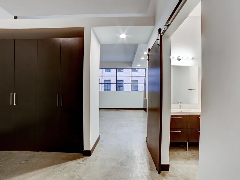 Vandever Lofts — Photo 56