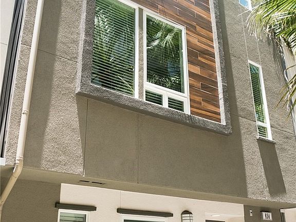 5th image of 654 N Gramercy Pl