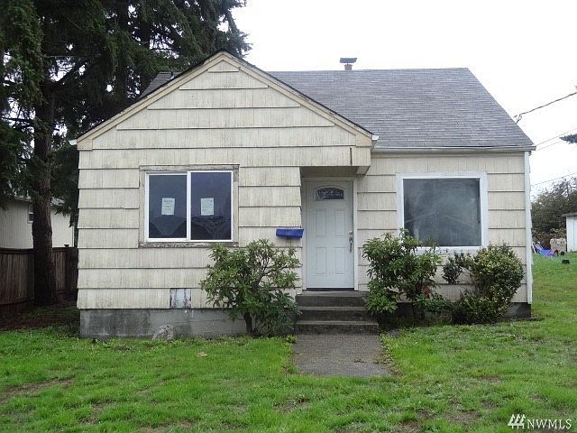 1st image of 615 E 49th St