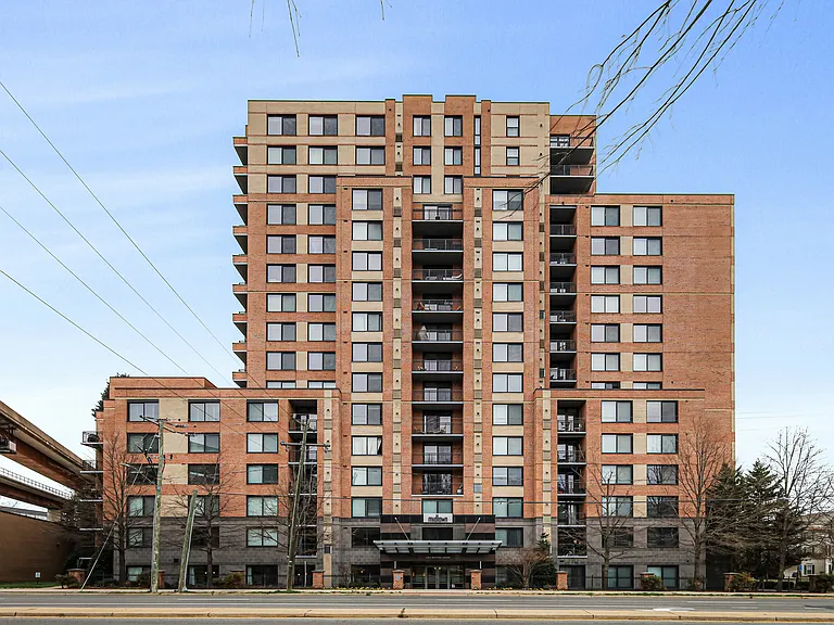 2451 Midtown Ave #601 — Photo 8