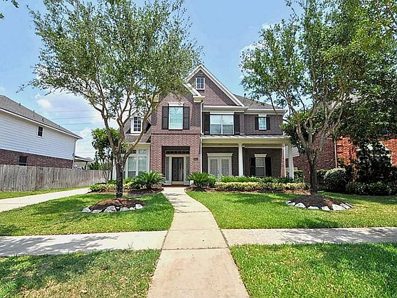 3rd image of 5002 Cedar Spring Dr