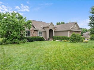 1202 NW Burr Oak Ln, Grain Valley, MO 64029