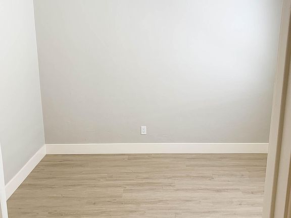 5th image of 6031 Adams Ave