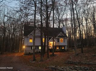 3 Fig Ct, East Stroudsburg, PA 18302