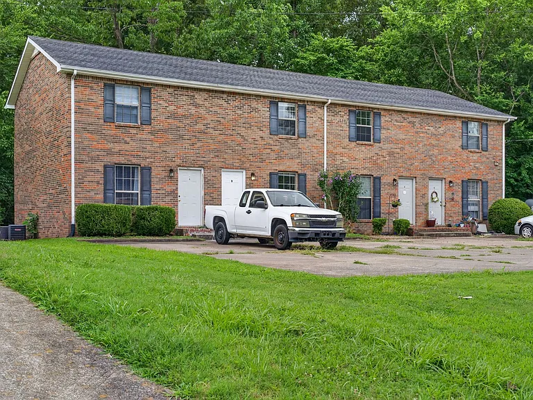 Martha Lane-461/471 (x8) — Photo 3