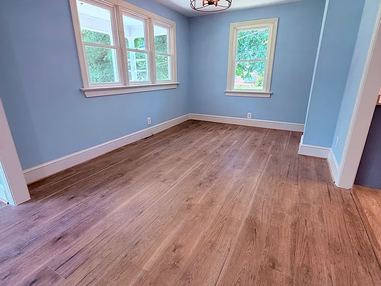 10910 Doyle Blvd — Photo 7