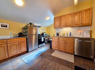 814 South Ave #B, Rochester, NY 14620