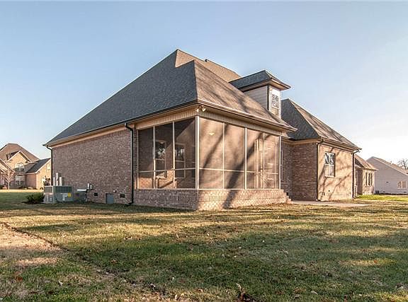 3rd image of 2731 Wynthrope Hall Dr