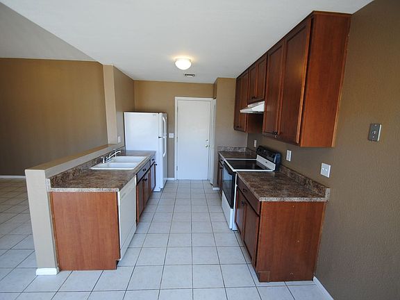 3rd image of 4541 N 77th Dr