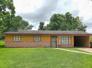 7725 Helbig Rd, Beaumont, TX 77708
