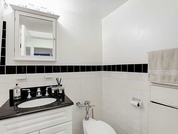 5th image of 35-41 E 38th St APT 7B