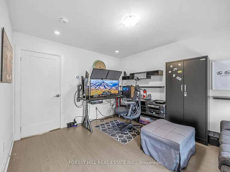 2996 Weston Rd — Photo 42