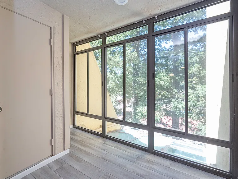 200 P St #D34 — Photo 34