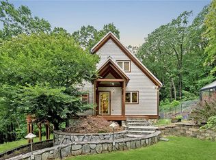 631 Sunset Cliff Dr, Jasper, GA 30143