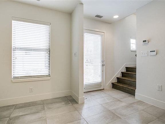 2nd image of 3212 Lee St APT 17