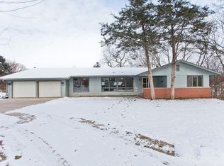 401 2nd St NW, Mount Vernon, IA 52314
