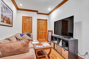 Rented by Avi Nash Associates