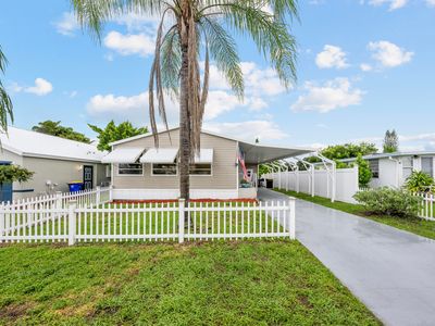 8199 SE Eagle Avenue, Hobe Sound, FL, 33455