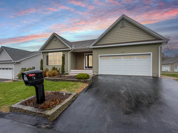 9 Hannah Way, Harwinton, CT 06791