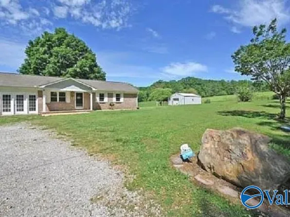 483 County Road 1108, Vinemont, AL 35179