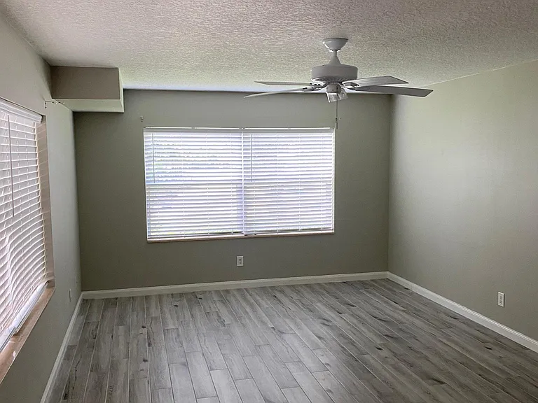 2848 SW Lakemont Pl — Photo 12