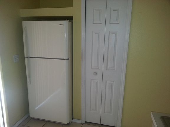 3rd image of 319 English Oak Ct #319