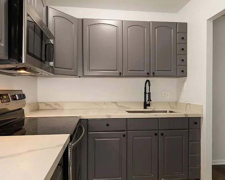 The Willis Apartments — Photo 47