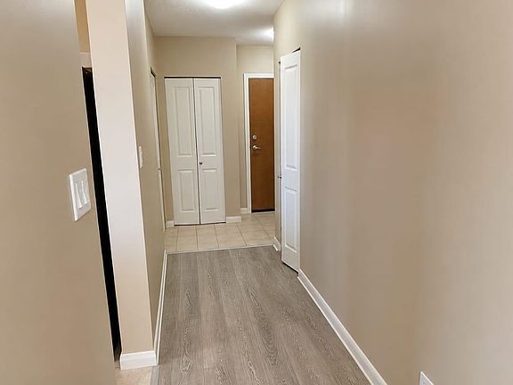 3rd image of 898 Carnarvon St #3306