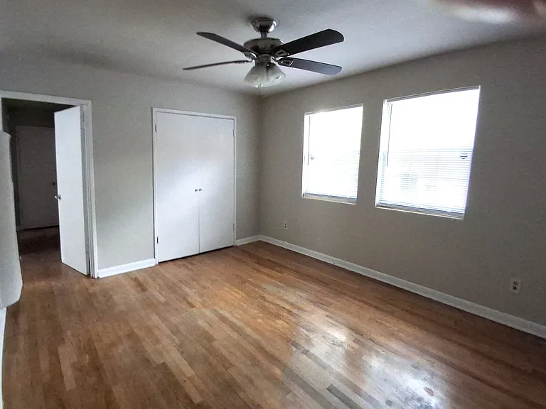 756 Greenwood Ave NE #5 — Photo 5