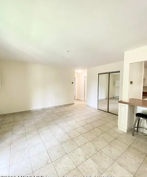 118 Amberly Dr #D — Photo 6