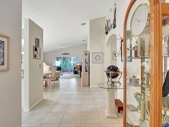 5th image of 10573 Sunset Isles Court