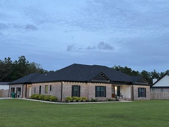 1118 Sugarmill Cir