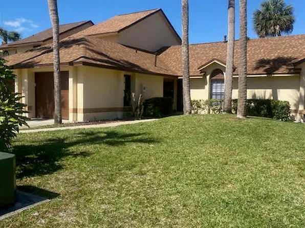 2960 Clearlake Dr APT 3, Melbourne, FL 32935