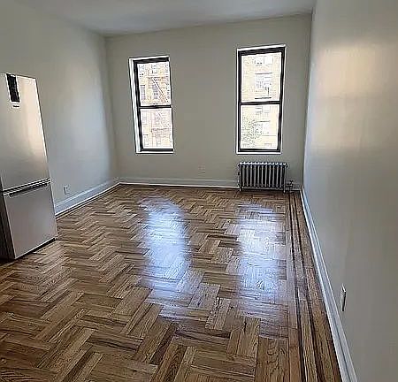 4th image of 2950 Ocean Ave APT B15