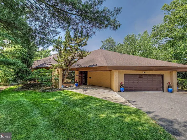 400 Pleasant Valley Ave, Moorestown, NJ 08057