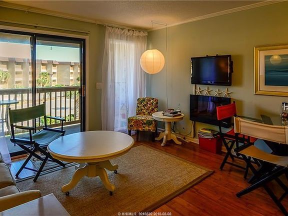 2nd image of 40 Folly Field Rd APT A209