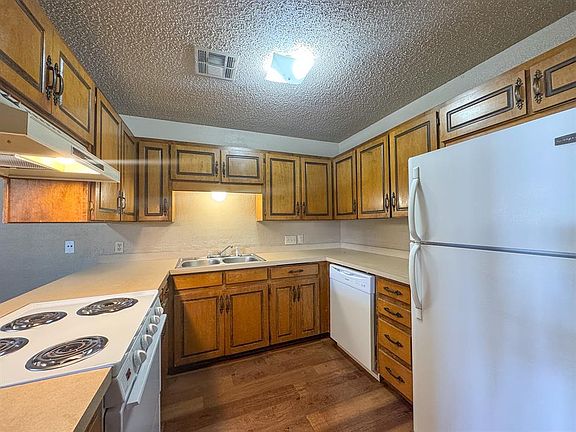 5th image of 2409A Patrick Henry St #2409B