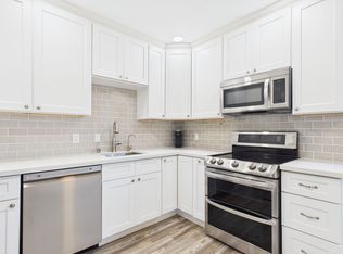 222-230 W J St #228, Encinitas, CA 92024