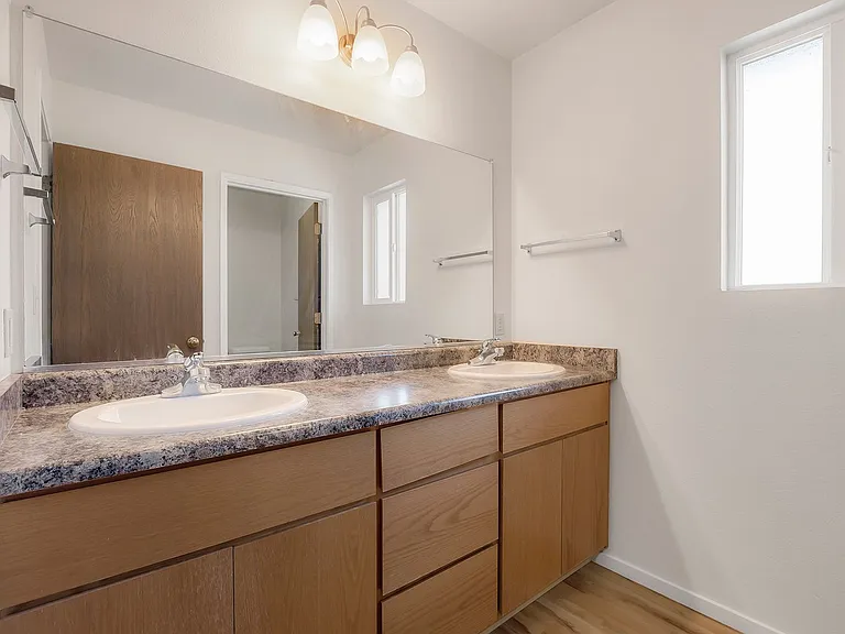 406 Nord Ave — Photo 9