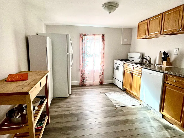 112 N Harvard Ave #1 — Photo 18