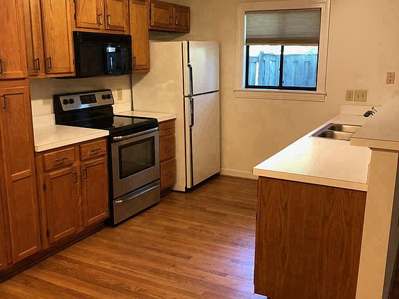 Kitchen with Plenty of Cabinets for Storage