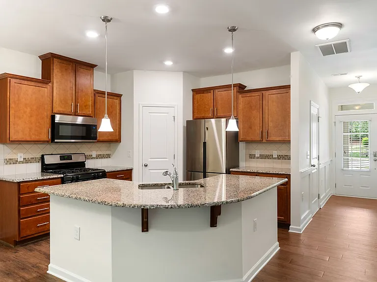 4351 Flintlock Ln — Photo 3