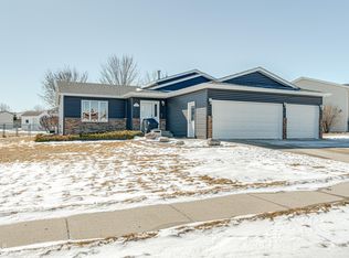 4621 Kost Dr, Bismarck, ND 58503