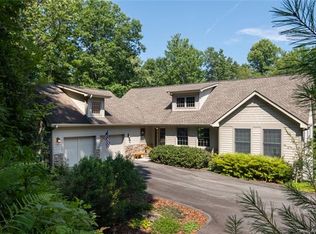 238 Dundee Ln, Pisgah Forest, NC 28768